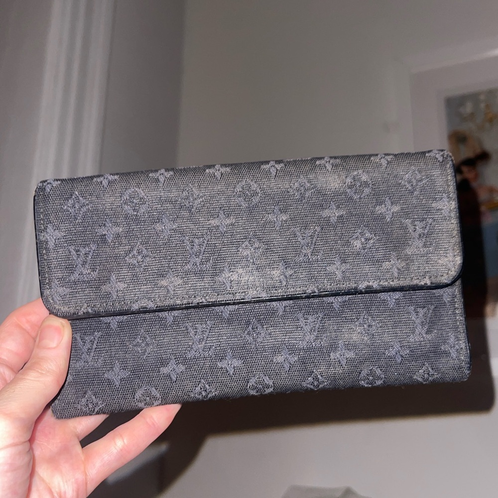LOUIS VUITTON Porte Tresor International Monogram Mini Lin Wallet